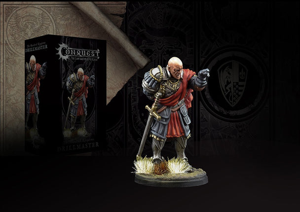 Conquest Hundred Kingdoms Drillmaster bordspel met kleurrijke kaart en miniaturen voor strategisch spel.