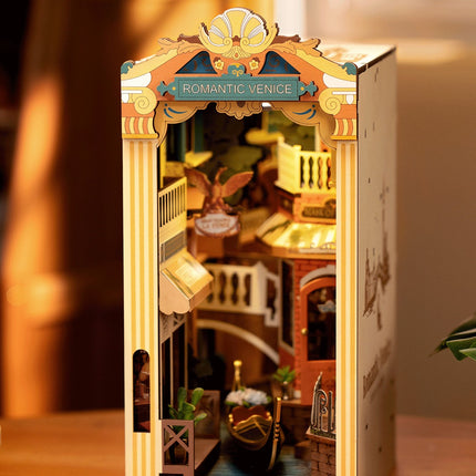 Wonderland Venice DIY Book Nook