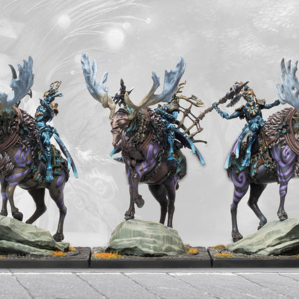 Weaver Courts Gemred Knights