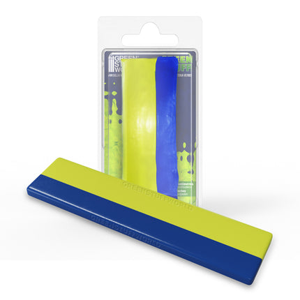 Groene kneedepoxy hars van GreenStuffWorld, 15 cm (6 inch) voor modellering en vormen, zichtbaar op afbeelding