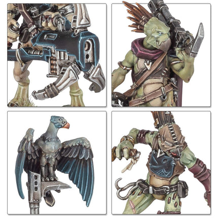 Warhammer 40.000 T'au Empire Kroot Farstalkers Xenos miniaturen, gedetailleerd en in actie op een speelbord.