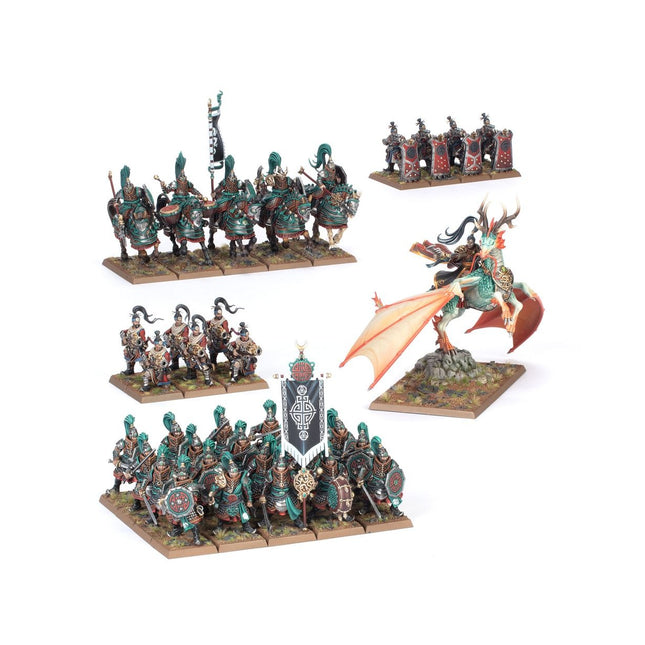 Afbeelding van de Grand Cathay Battle March Army miniatuurset van The Old World, met gedetailleerde soldaten en strijdwagens.