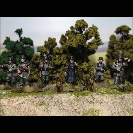 German Sentries & Dogs (World Ablaze)
