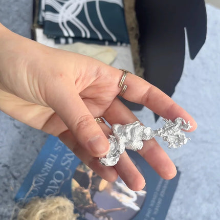 Warband ArcWorlde Sirens' Oath: Core Ritual Box met miniaturen en accessoires voor bordspel in een open speeldoos