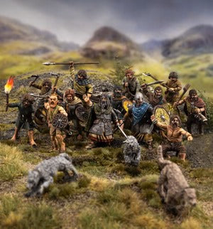 Miniatuur van een Dark Age Ierse soldaat en hond van Victrix, gedetailleerd en geschilderd, geschikt voor historische dioramen.
