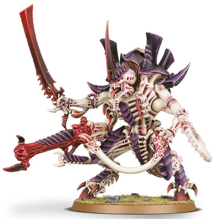 Warhammer 40.000 Tyranids Hive Tyrant Xenos model, gedetailleerde sci-fi miniatuur met gevorkte tentakels en agressieve houding