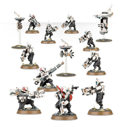 40K Tau Pathfinder team van Warhammer 40.000, Xenos model met gedetailleerde miniaturen en uitrusting, klaar voor spel.