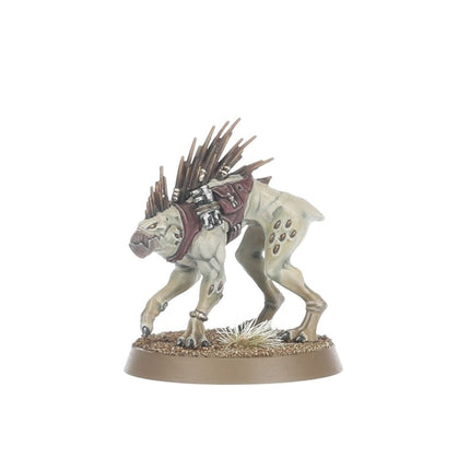 T'au Empire Kroot Farstalkers van Warhammer 40.000, Xenos miniatuurfiguren met gedetailleerde uitrusting en wapens, klaar voor speelbord