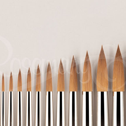 Red Dot. Pointed Round