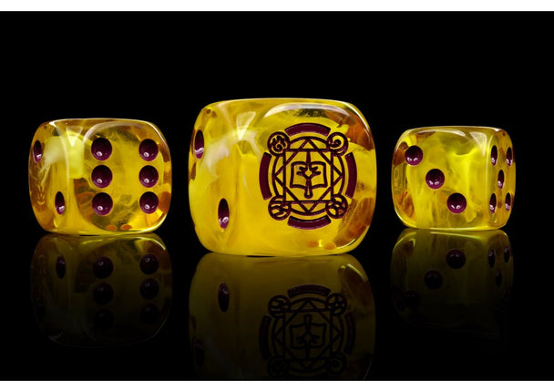 Sorcerer Kings Dice translucent yellow with magenta pip